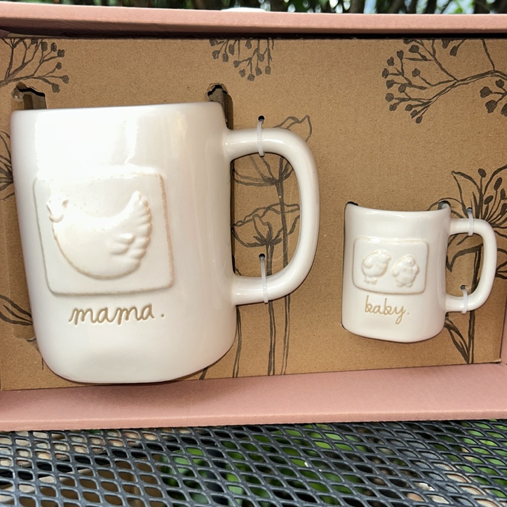 Rae Dunn Mama and baby Mug set